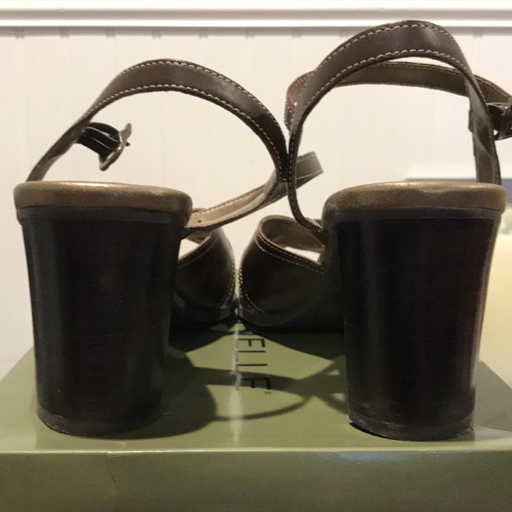 Sandals, high heeled - Picture 3 of 4